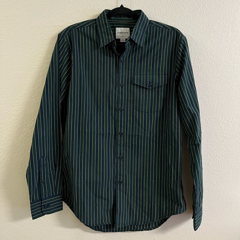 NWOT American Eagle Green Striped Button Down Shirt - Picture 1 of 3